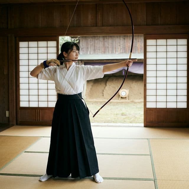 射法八節とは|弓道の8つの動作(足踏み〜残心)を図解でわかりやすく解説