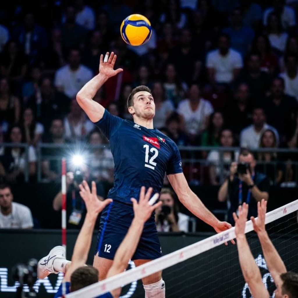 【完全版】バレーボールスパイク上達ガイド|決定率を上げるフォーム改善と練習設計